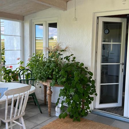 Blomstertantens Hus Трелебори Екстериор снимка