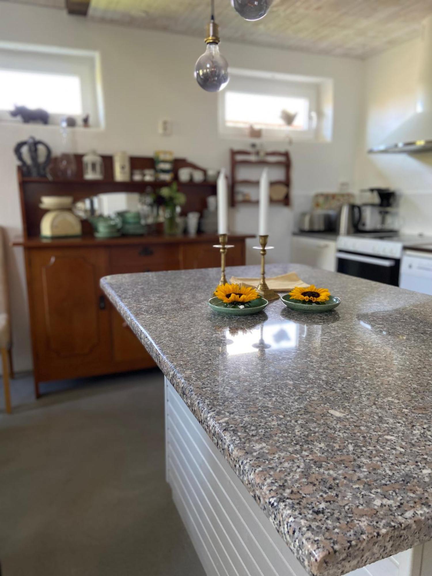 Blomstertantens Hus Трелебори Екстериор снимка